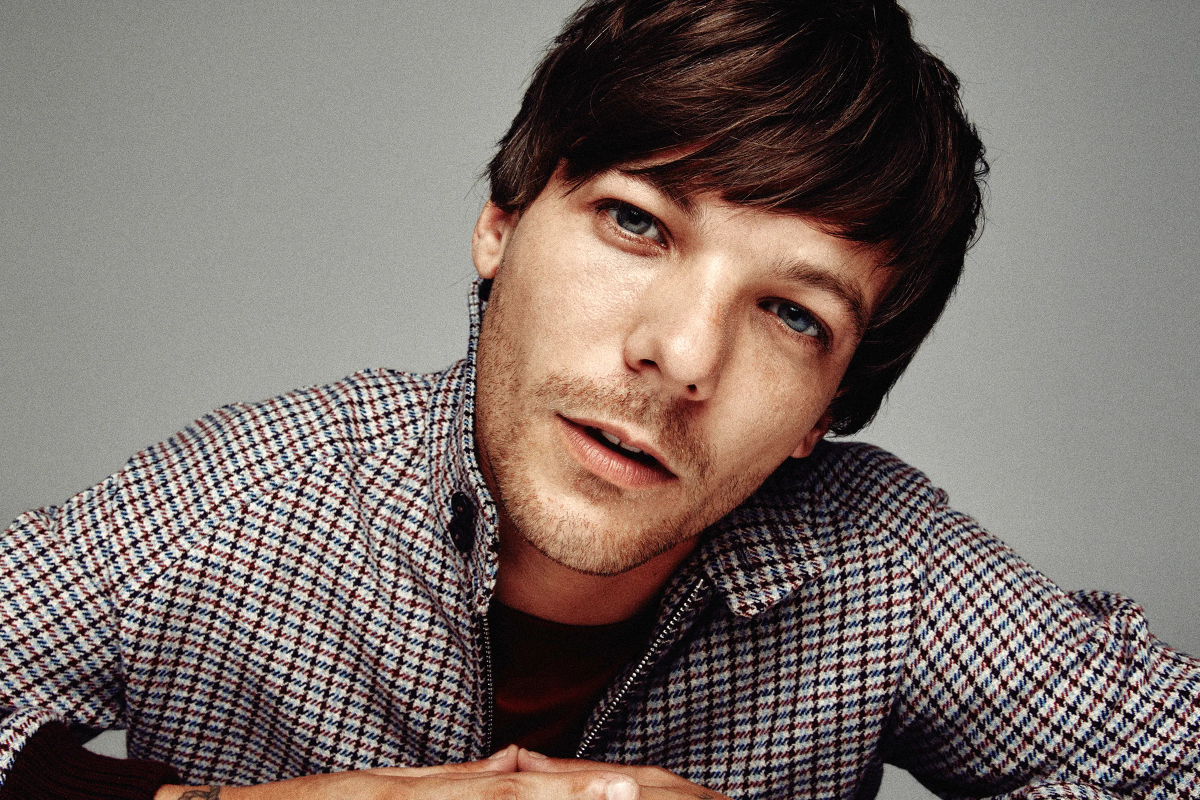 Louis Tomlinson image