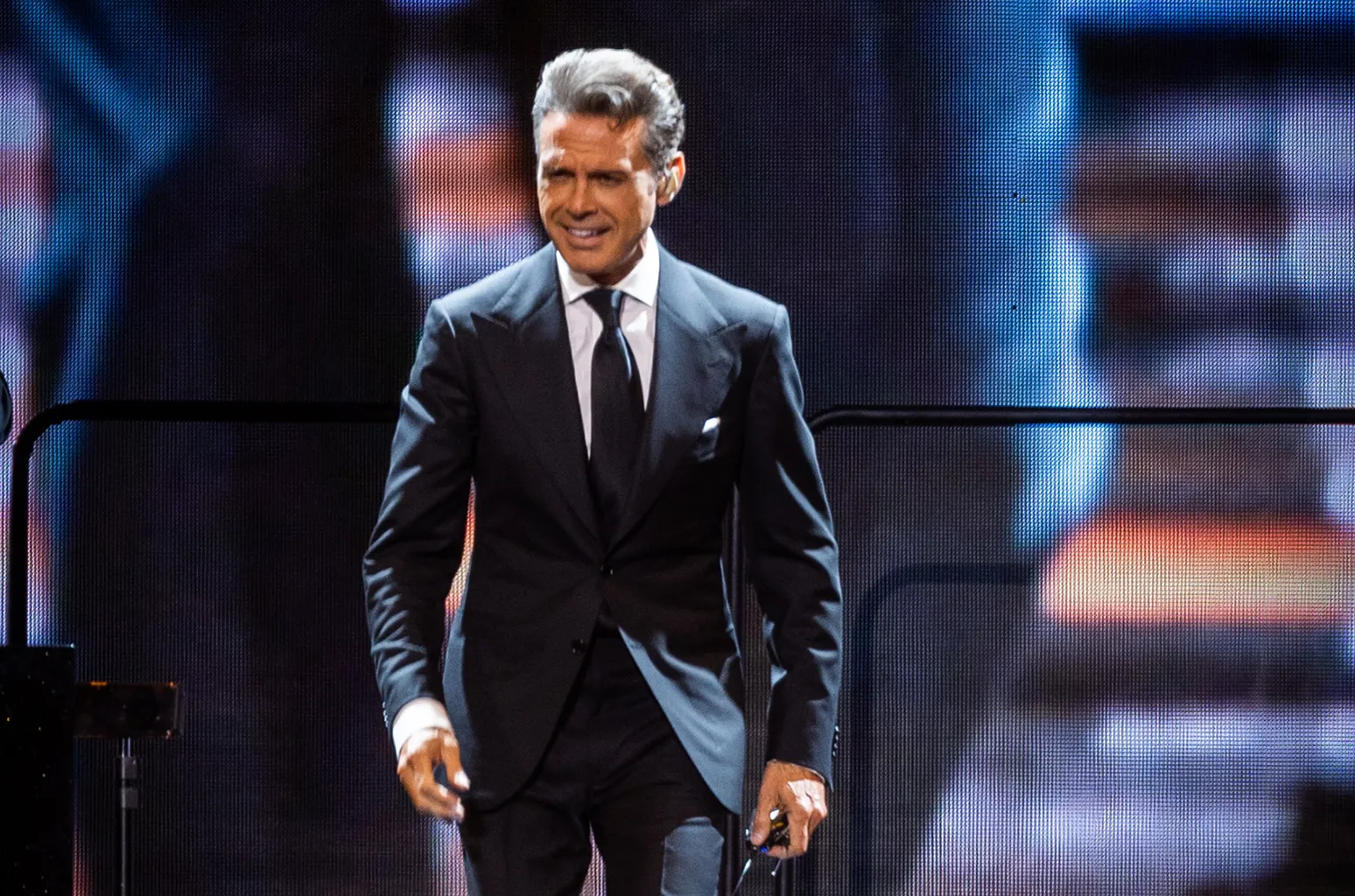 Luis Miguel image