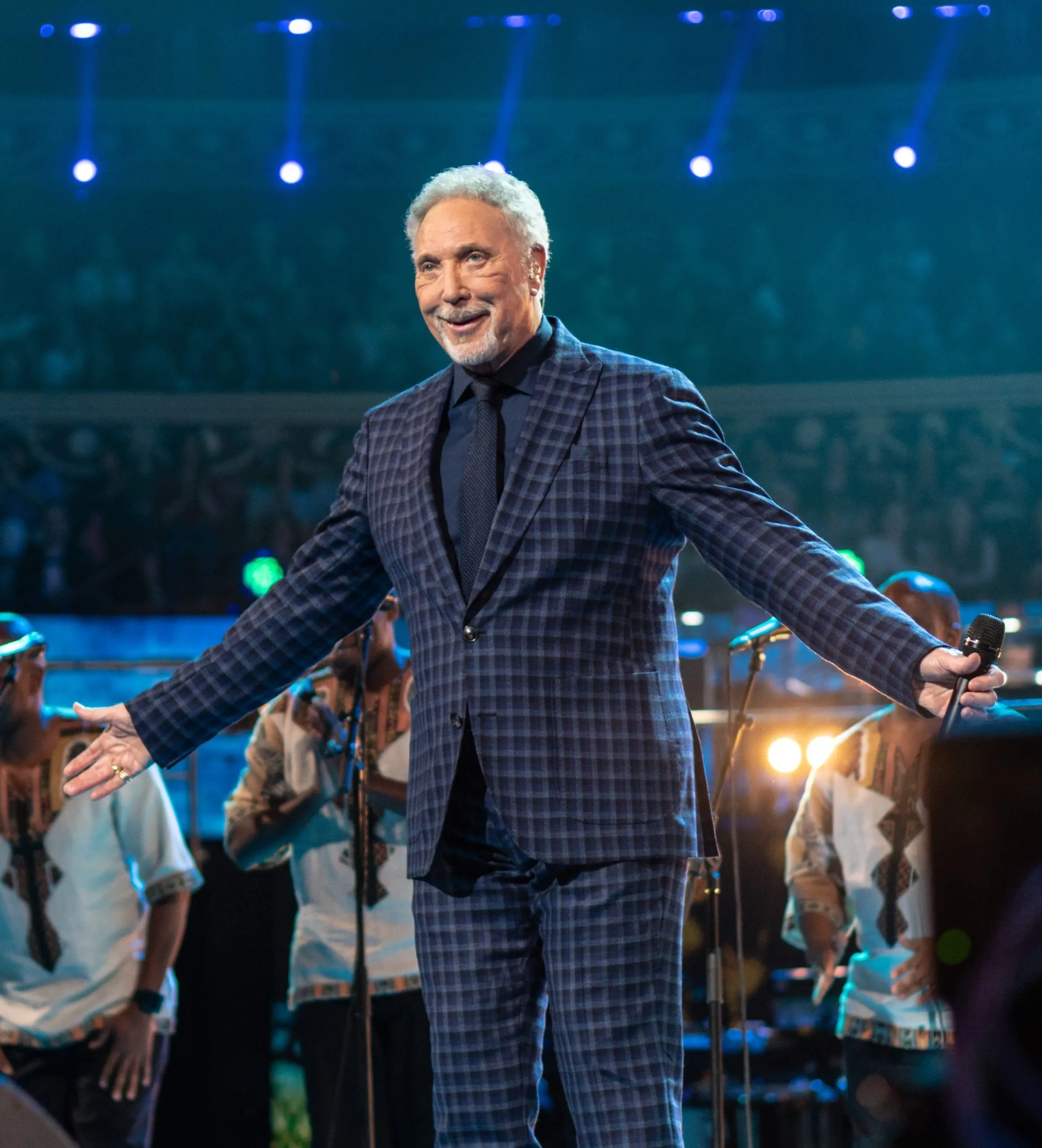 Tom Jones image