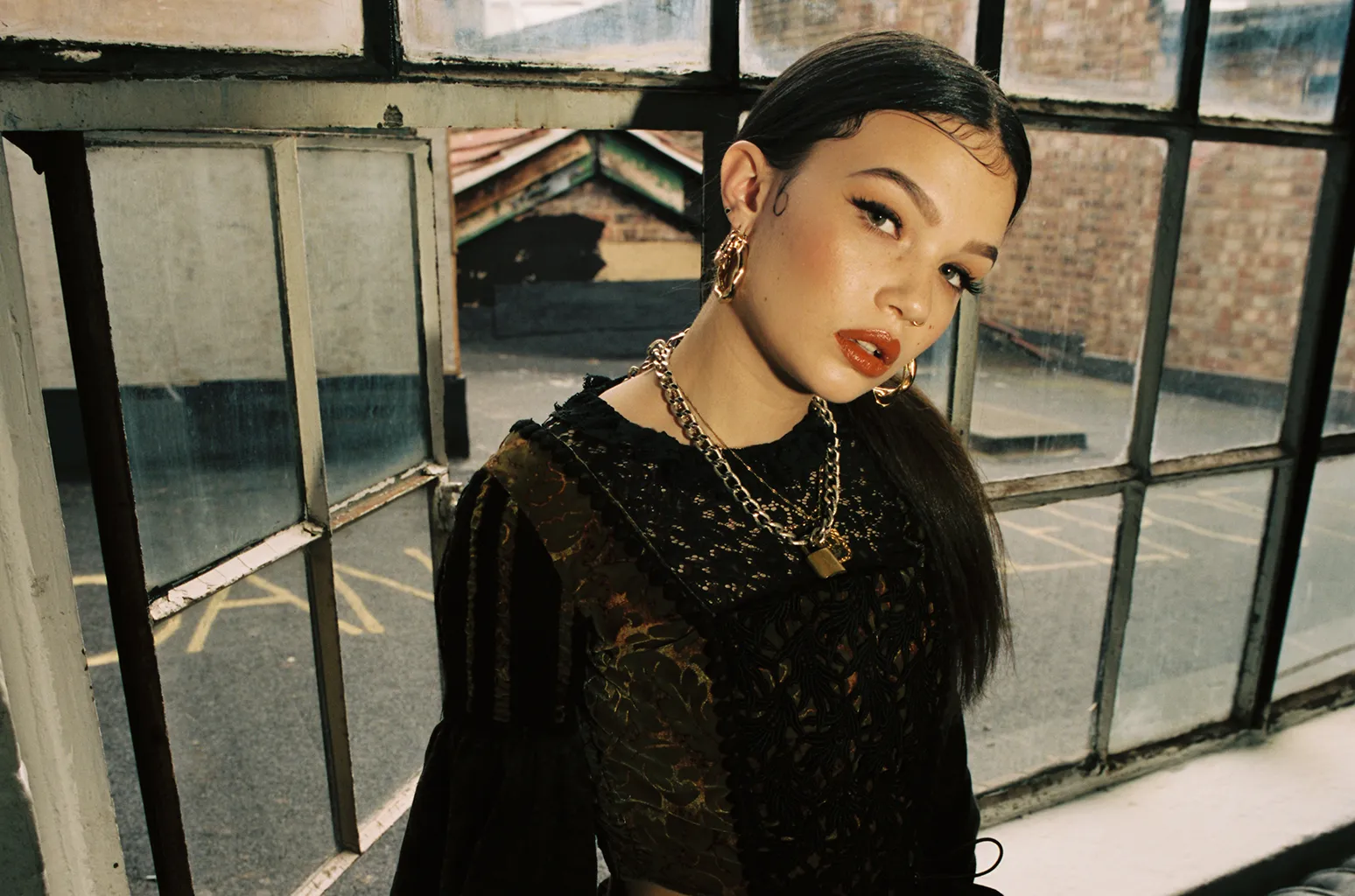Lola Young image