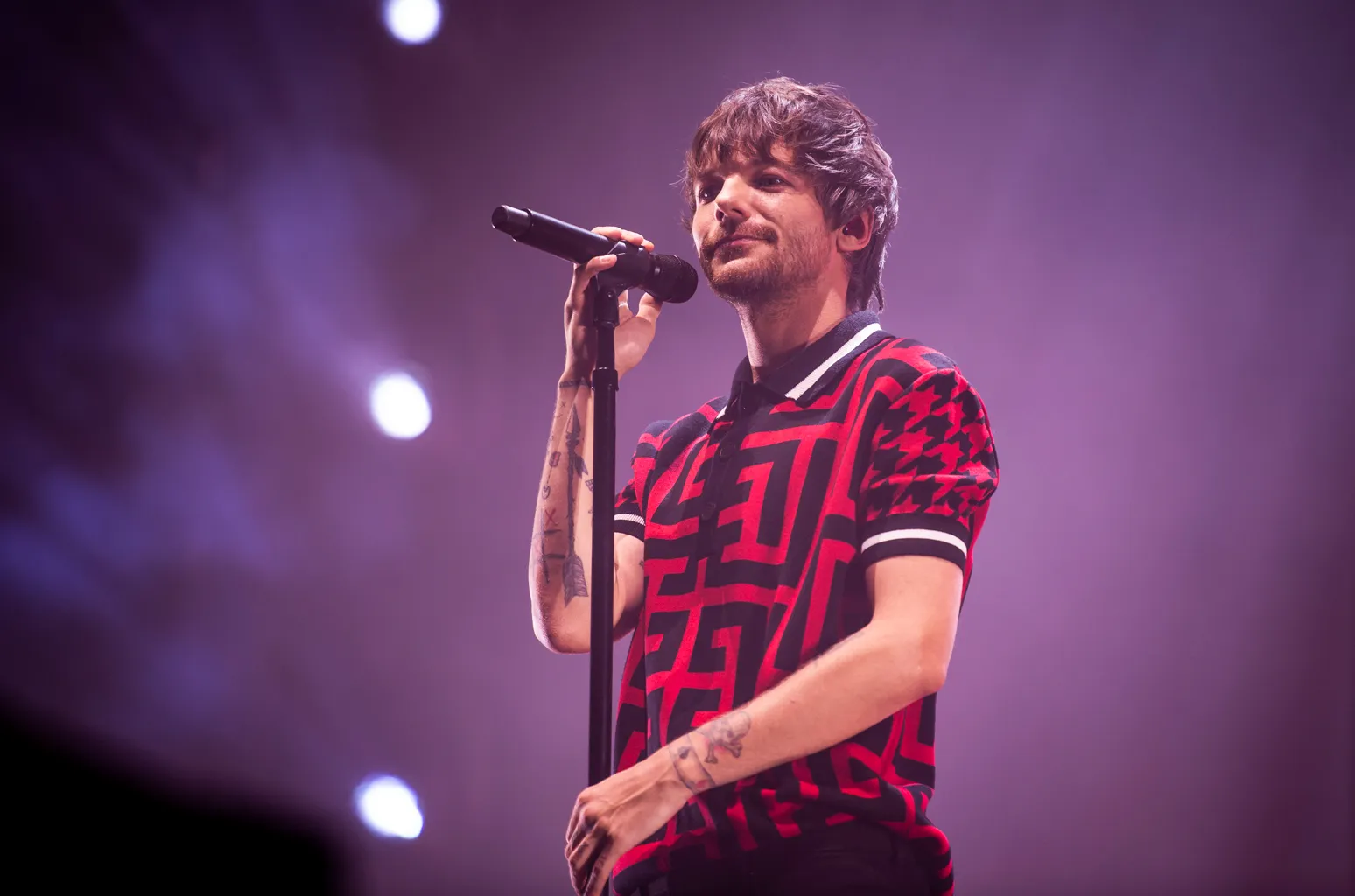 Louis Tomlinson image