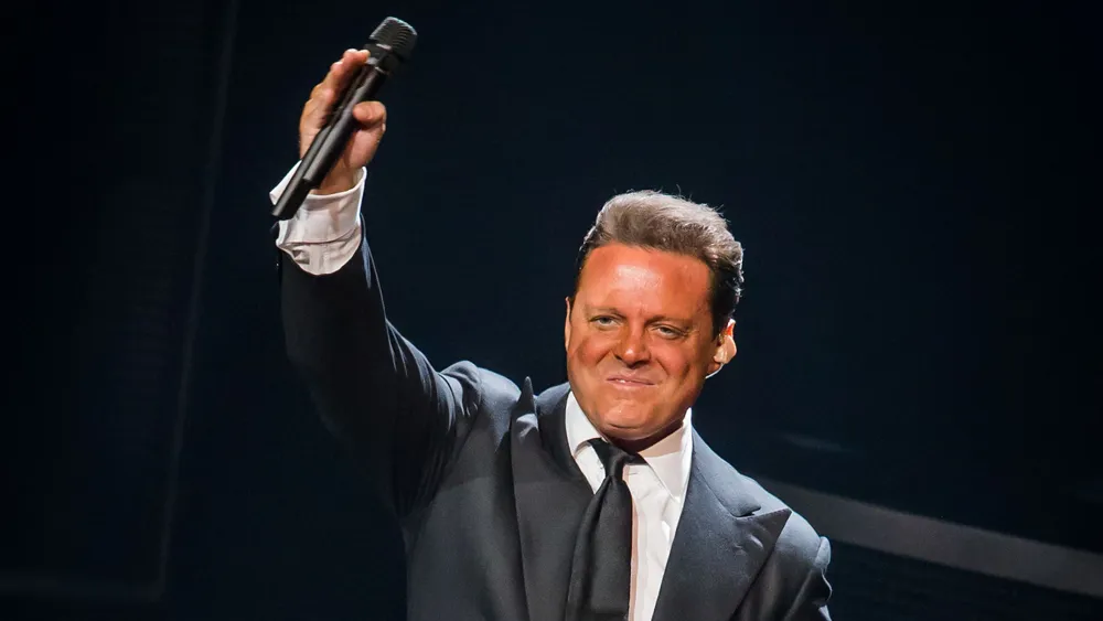 Luis Miguel image
