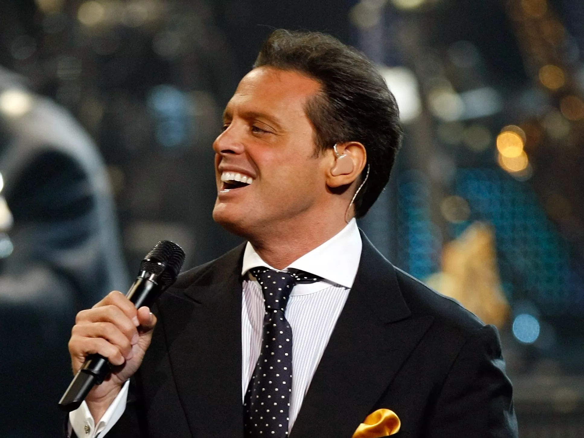 Luis Miguel image