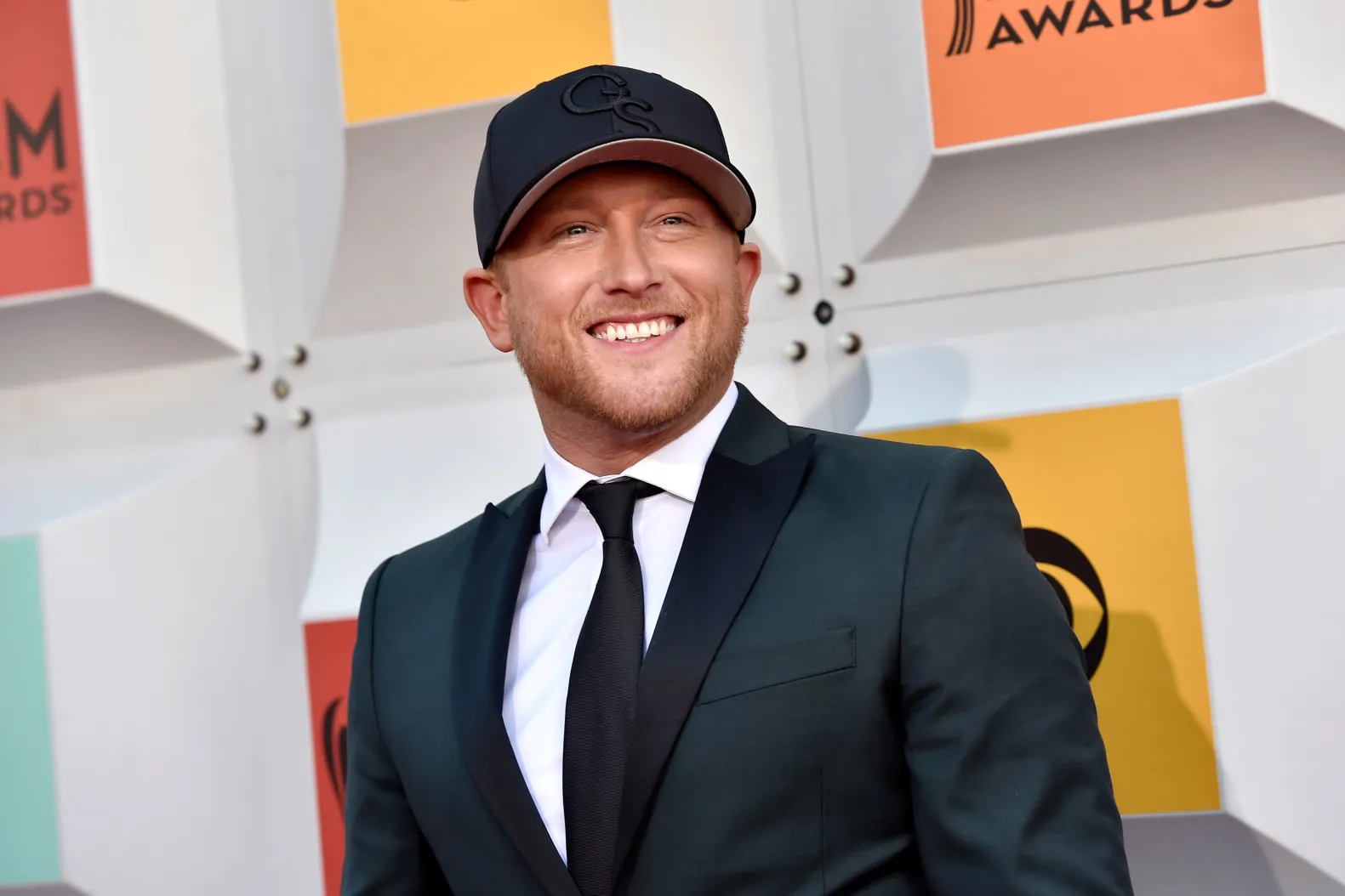 Cole Swindell image