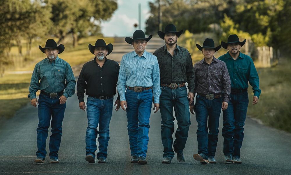 Intocable image