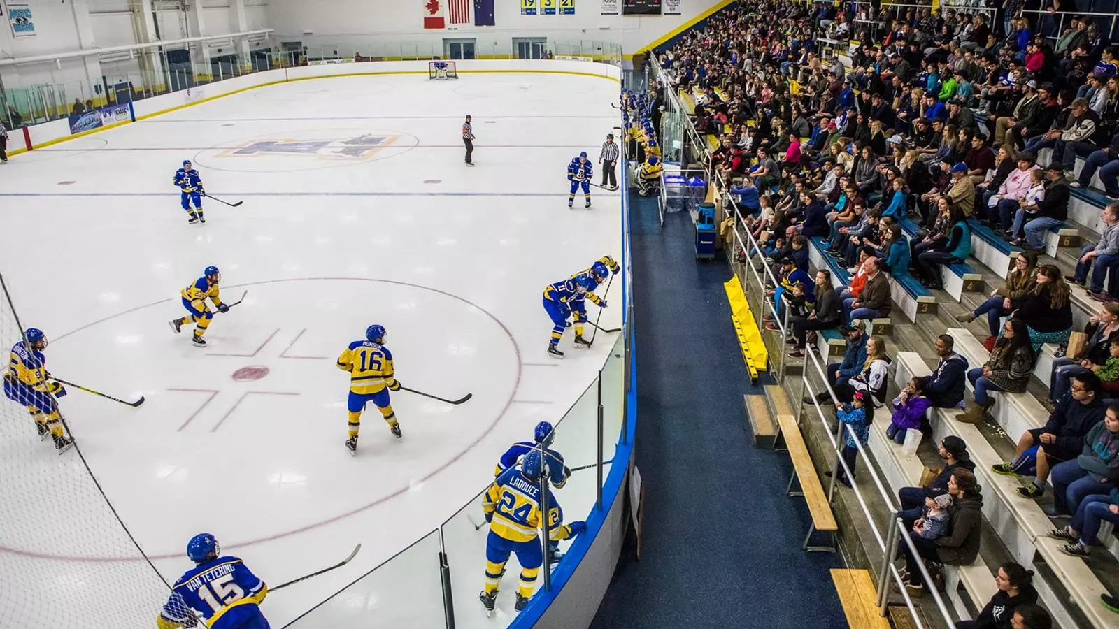 Alaska Fairbanks Nanooks Hockey Schedule Tickets