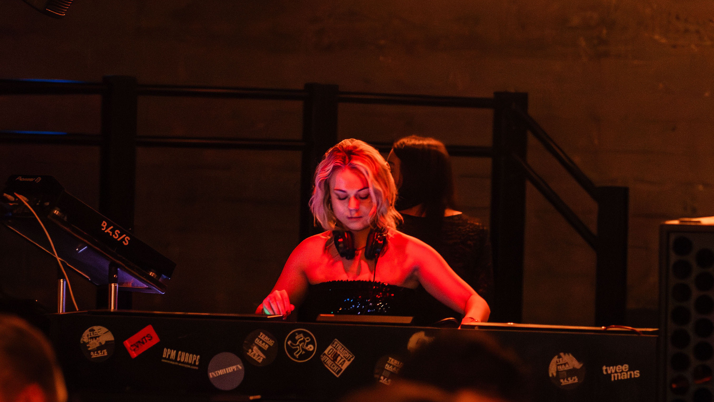 Back To The 90s: A Soulful Murder Mystery Experience