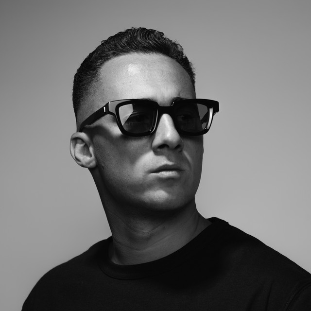 DJ 4B