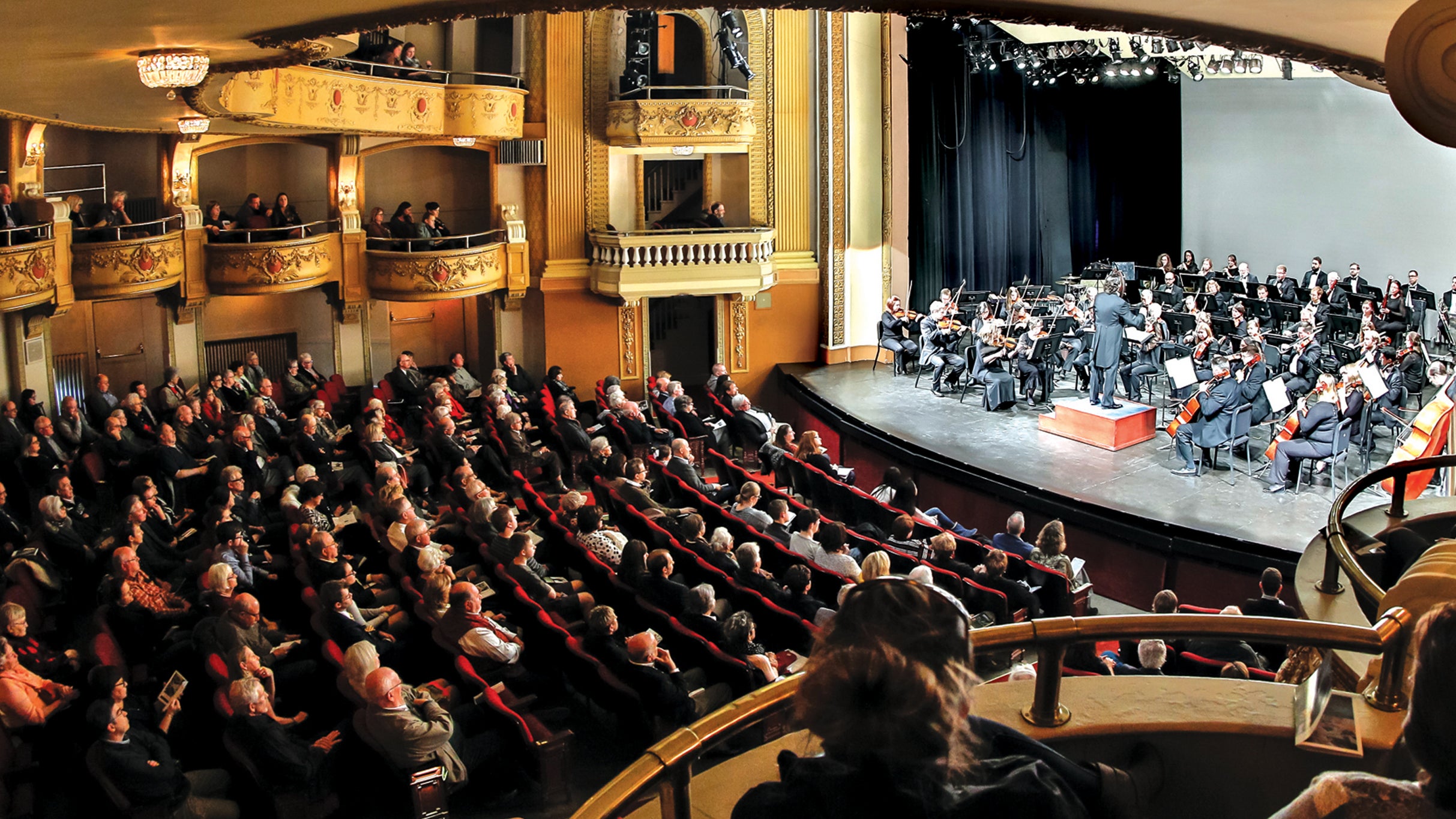Dubuque Symphony Orchestra: Full Spectrum