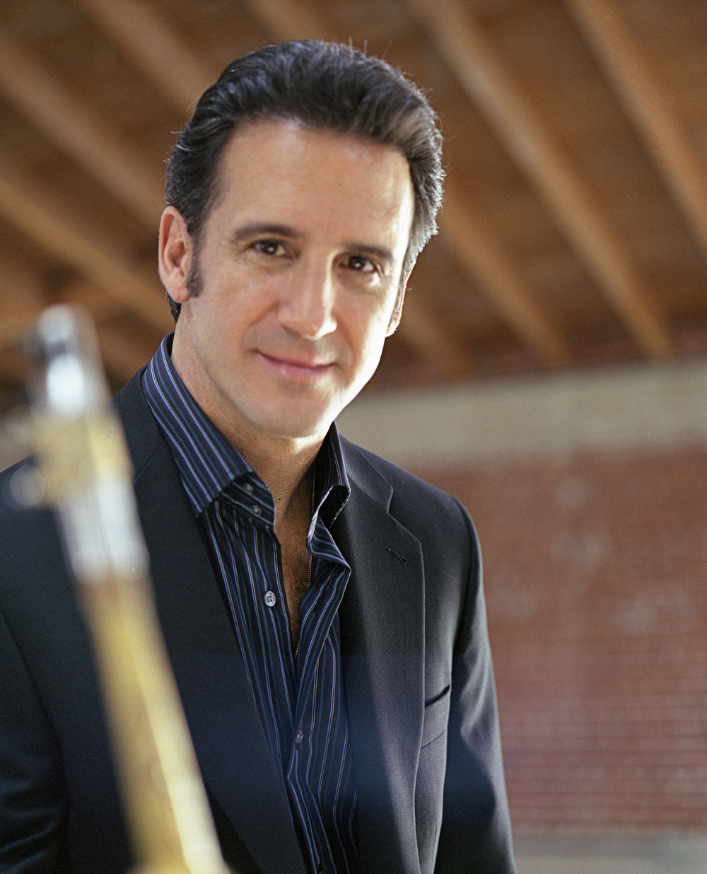 Swinging Through The Holidays: Eric Marienthal & Lucy Woodward