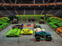 Hot Wheels Monster Trucks Live Glow-N-Fire