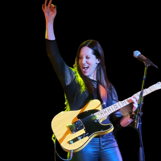 Jennifer Lyn and The Groove Revival tickets in Dubuque