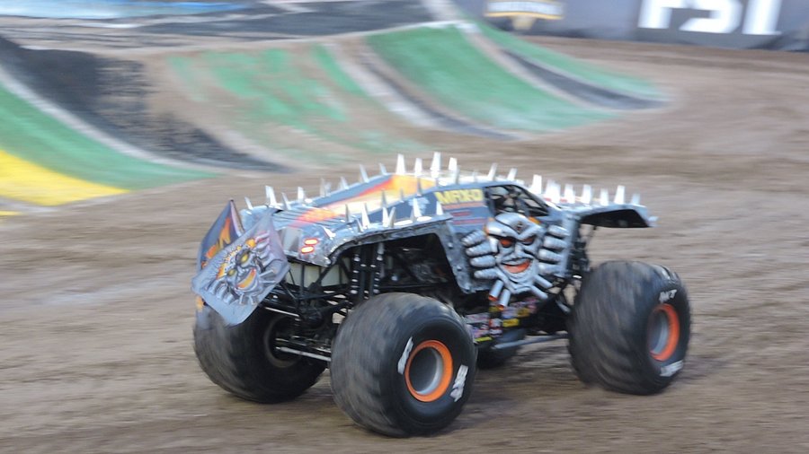 Monster Madness & FMX World Tour
