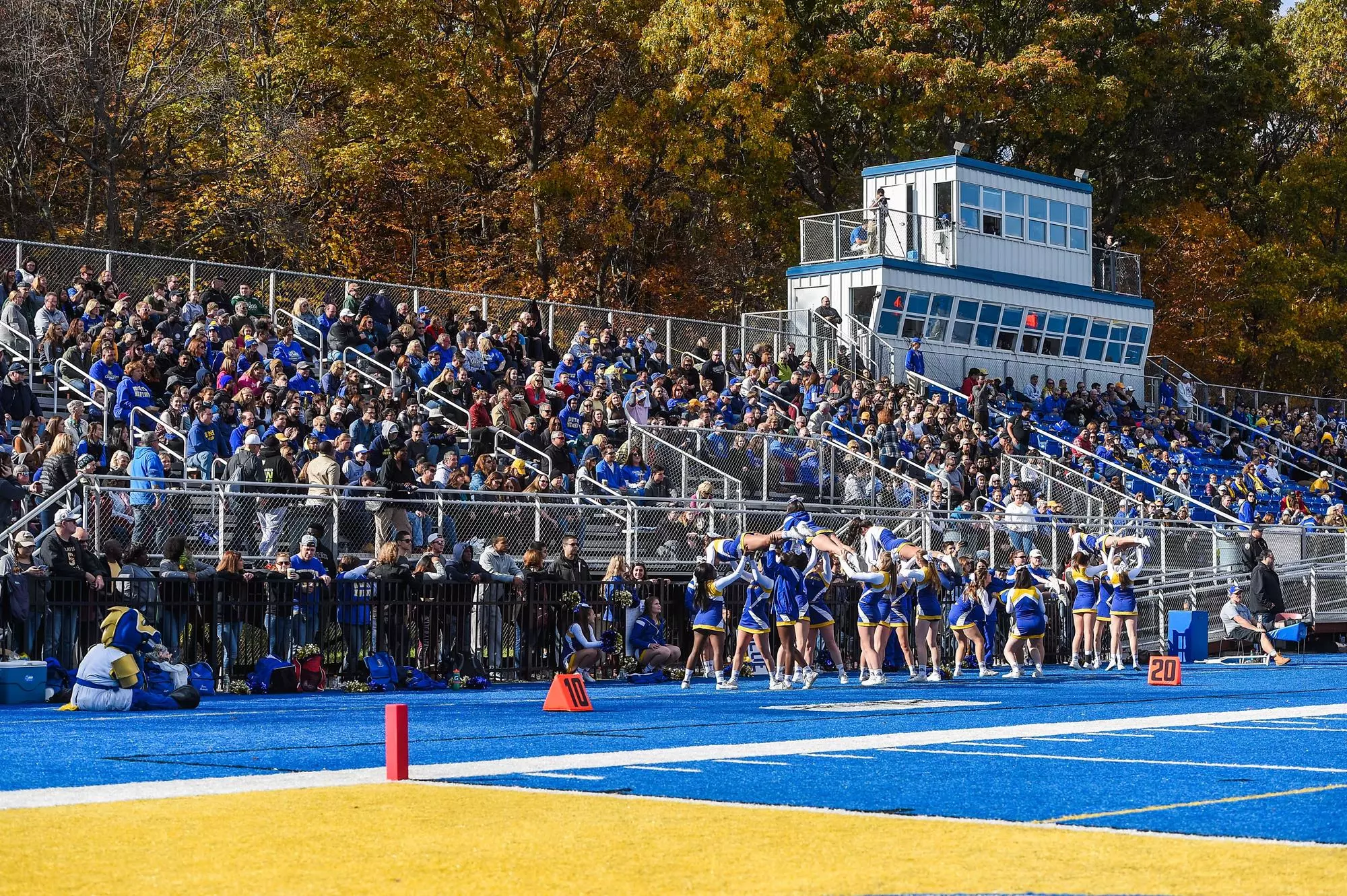 New Haven Chargers Football