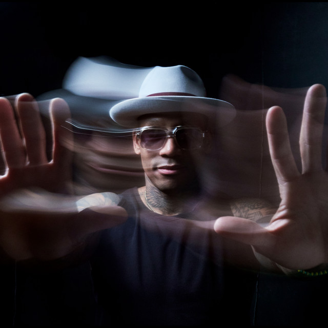 Pedrito Martinez Duo