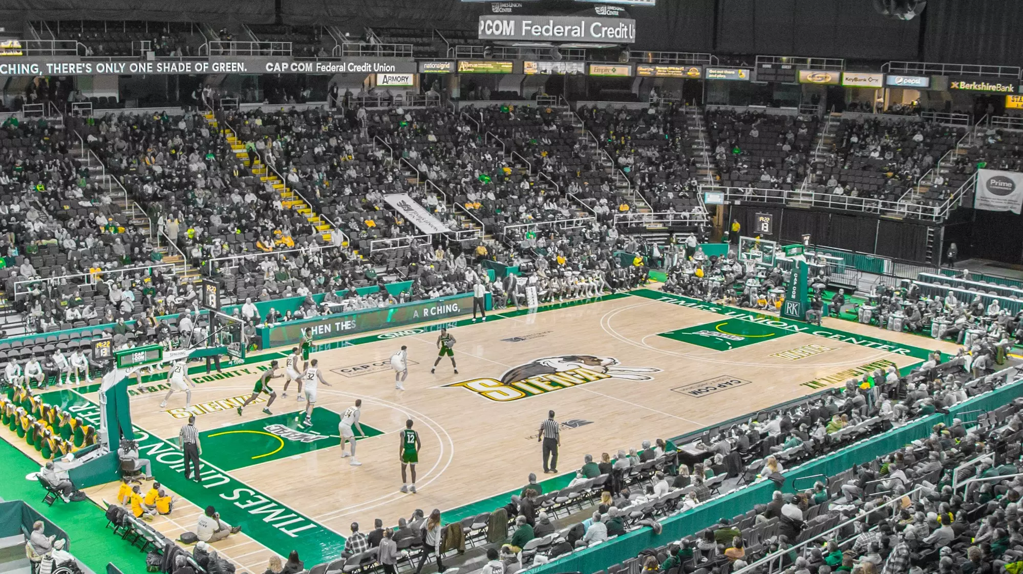 Dayton Flyers vs. Siena Saints