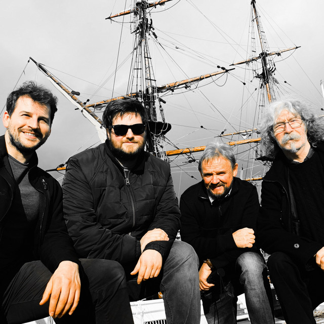 Tannahill Weavers