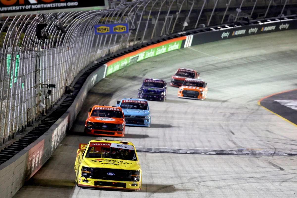 NASCAR Craftsman Truck Series: Army National Guard 250 & Bush's Beans Qualifying