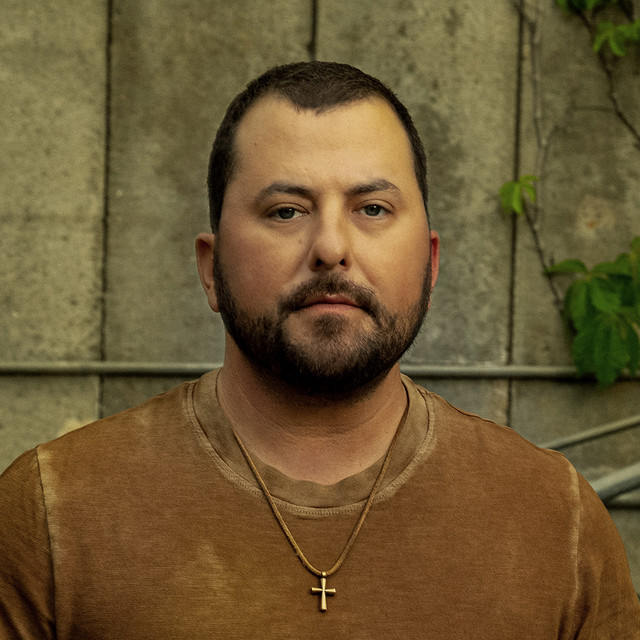 Tyler Farr tickets in Little Falls