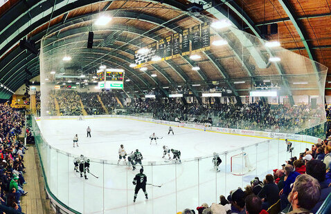 Boston University Terriers Women's Hockey vs. Vermont Catamounts