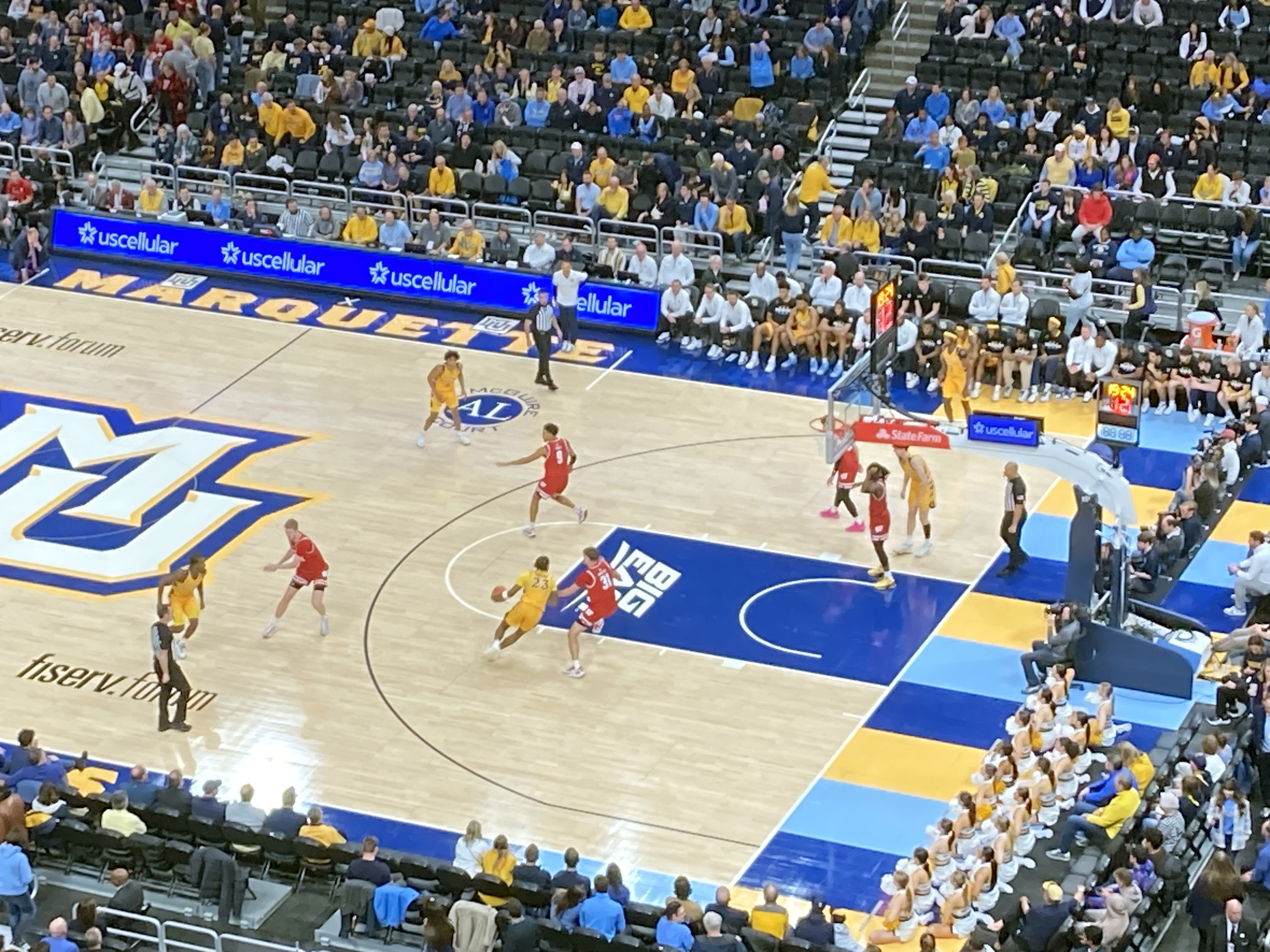Auburn Tigers vs. Wisconsin Badgers